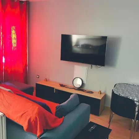 Comodo Apartamento Para 3 O 4 Personas *