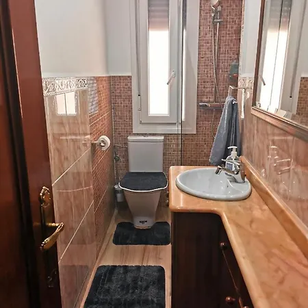 Comodo Apartamento Para 3 O 4 Personas Баракальдо